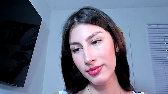 Snapshot of valeria_gonzales_ chatting on March 6, 8:45 pm valeria gonzales online show from March 6, 8:45 pm