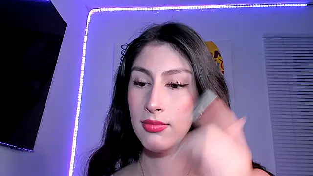 Snapshot of valeria_gonzales_ chatting on March 15, 11:47 pm valeria gonzales online show from March 15, 11:47 pm