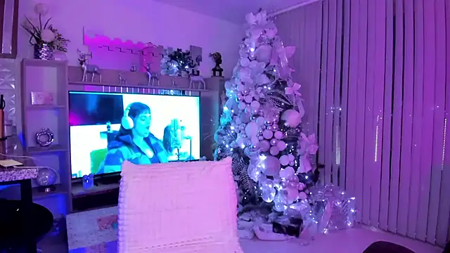 Snapshot of Catalina_Goddess chatting on December 7, 2:58 am Catalina Goddess online show from December 7, 2:58 am