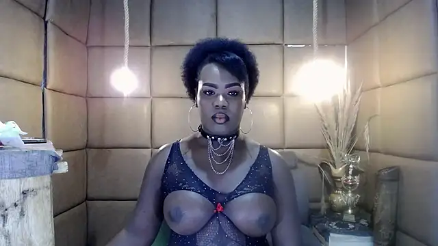 Snapshot of CatrinaGill chatting on September 8, 10:52 pm CatrinaGill online show from September 8, 10:52 pm