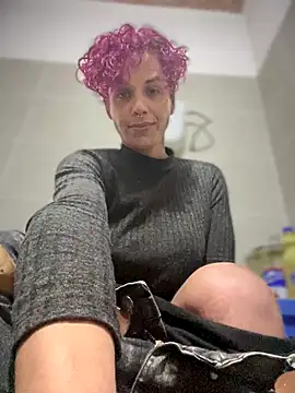 Alicbranca online show from October 30, 3:55 pm