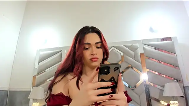 Snapshot of alexandra_fire69x chatting on October 3, 4:29 pm alexandra fire69x online show from October 3, 4:29 pm