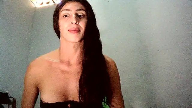 Snapshot of AlexiaDuucan chatting on January 25, 2:52 pm AlexiaDuucan online show from January 25, 2:52 pm