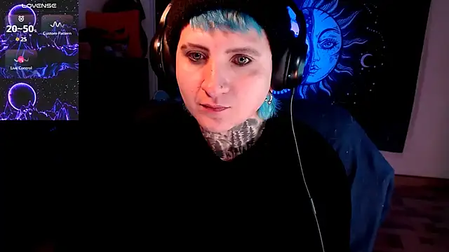 Marieblueeyes online show from February 19, 11:36 pm