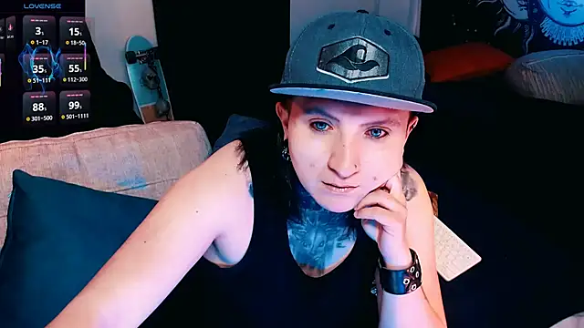 Marieblueeyes online show from September 24, 2:50 am