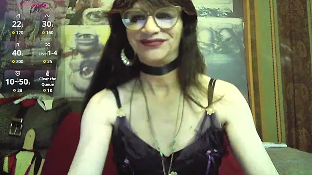 Snapshot of TheBlackWtch chatting on September 25, 9:22 pm TheBlackWtch online show from September 25, 9:22 pm