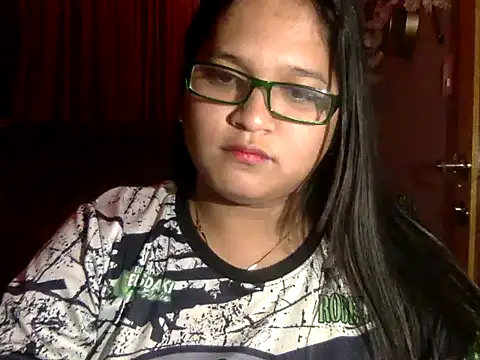 Snapshot of EmpressYna chatting on September 25, 6:48 pm EmpressYna online show from September 25, 6:48 pm