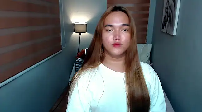 Snapshot of MoaningKylie chatting on January 9, 11:14 am MoaningKylie online show from January 9, 11:14 am