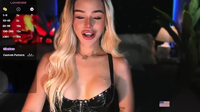 webcumgodess online show from October 14, 11:15 pm