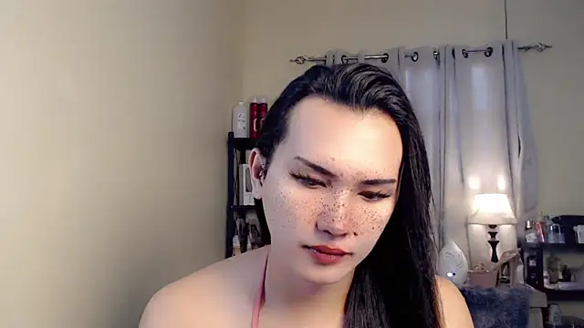 Snapshot of beatrice_21 chatting on October 7, 2:23 am beatrice 21 online show from October 7, 2:23 am