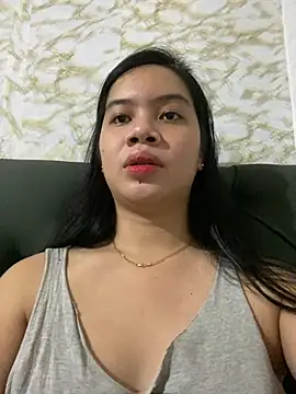 Snapshot of Hebefemme chatting on February 26, 4:14 pm Hebefemme online show from February 26, 4:14 pm