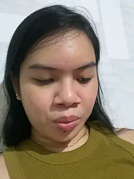 Snapshot of Hebefemme chatting on February 27, 7:47 pm Hebefemme online show from February 27, 7:47 pm