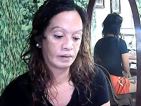 Snapshot of yummy_21xxx chatting on September 18, 8:41 am yummy 21xxx online show from September 18, 8:41 am