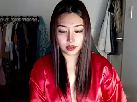 Snapshot of urqueendominant chatting on February 27, 1:27 am urqueendominant online show from February 27, 1:27 am