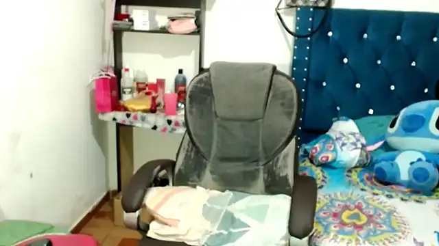 Snapshot of valeriaxxx11 chatting on September 9, 9:02 pm valeriaxxx11 online show from September 9, 9:02 pm
