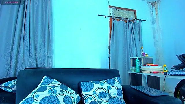 Snapshot of BritannyLord chatting on October 3, 11:16 pm BritannyLord online show from October 3, 11:16 pm