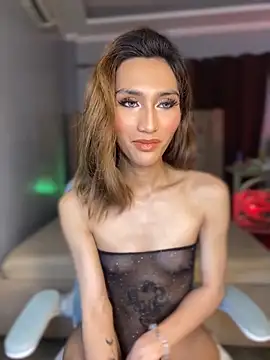 Snapshot of SpiffyFuchsia69 chatting on October 19, 5:16 pm SpiffyFuchsia69 online show from October 19, 5:16 pm