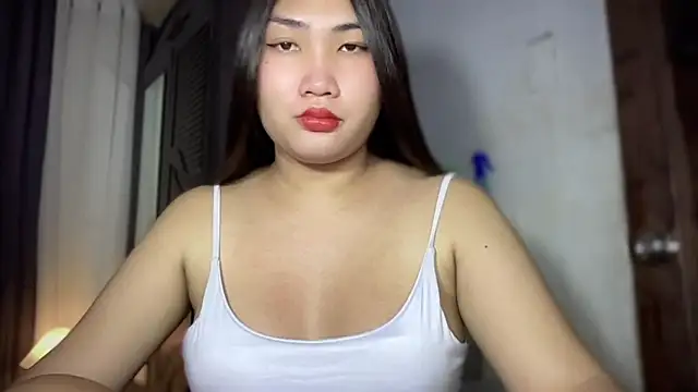 Snapshot of Miss_Deliciousness chatting on September 17, 4:12 pm Miss Deliciousness online show from September 17, 4:12 pm
