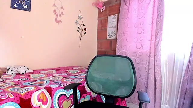 Snapshot of zafiro_sex_ chatting on January 9, 11:02 pm zafiro sex online show from January 9, 11:02 pm