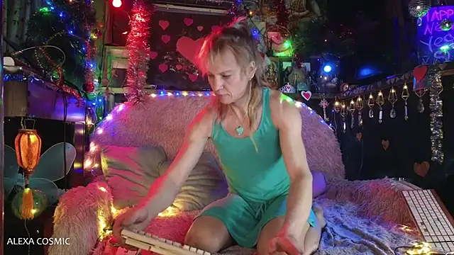 Alexa Cosmic online show from January 8, 10:06 pm