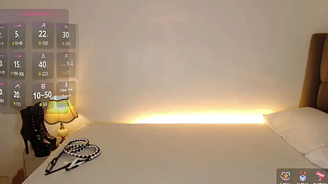 Snapshot of SexFucktoryLily chatting on October 9, 1:29 am SexFucktoryLily online show from October 9, 1:29 am