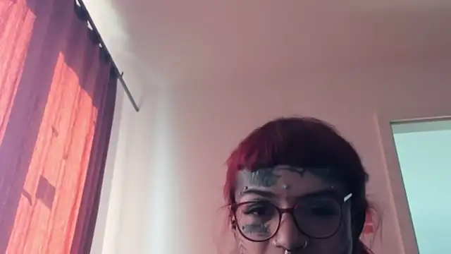 tamarapervert online show from October 3, 1:22 pm