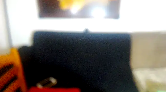 Snapshot of ELLIZABETHFORCUMXX chatting on February 10, 3:21 pm ELLIZABETHFORCUMXX online show from February 10, 3:21 pm