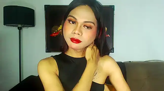 Snapshot of ELLIZABETHFORCUMXX chatting on February 18, 11:22 am ELLIZABETHFORCUMXX online show from February 18, 11:22 am