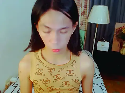 Snapshot of ELLIZABETHFORCUMXX chatting on September 13, 1:06 pm ELLIZABETHFORCUMXX online show from September 13, 1:06 pm