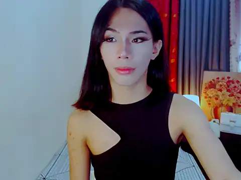 ELLIZABETHFORCUMXX online show from October 18, 1:31 am