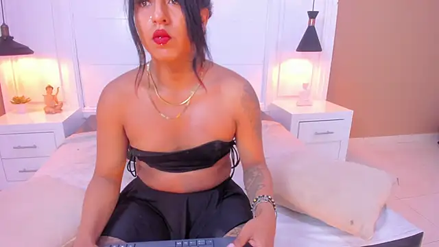 SilvanaCapelli online show from November 4, 5:29 am