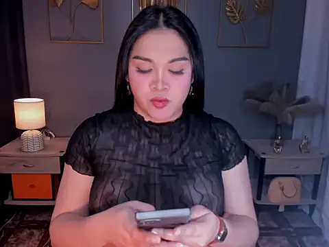 Snapshot of MaxeneCullens chatting on September 29, 8:03 am MaxeneCullens online show from September 29, 8:03 am