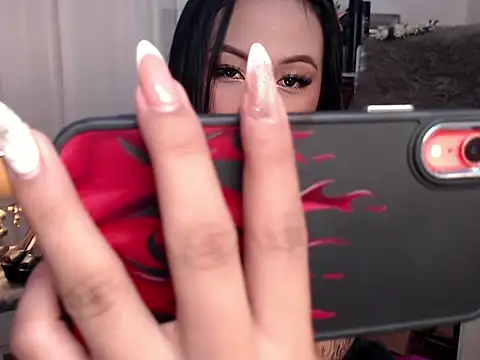 SassyIvanna online show from December 17, 3:28 pm