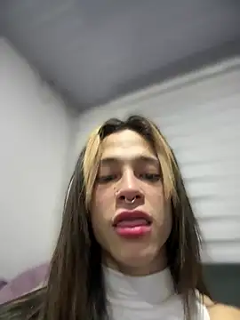 Snapshot of stormytt_ chatting on January 16, 6:35 am stormytt online show from January 16, 6:35 am