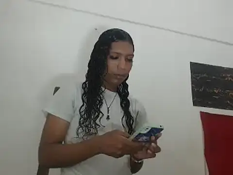 Snapshot of shairaStarr chatting on December 11, 11:58 am shairaStarr online show from December 11, 11:58 am