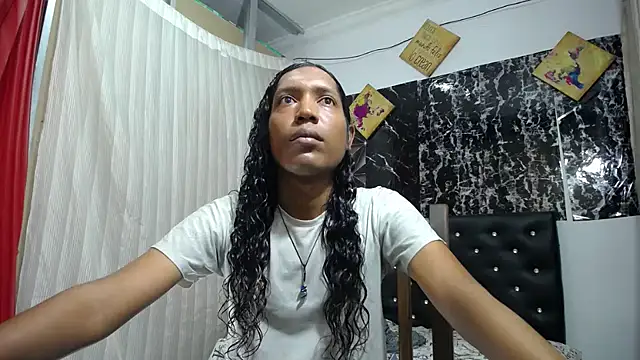 Snapshot of shairaStarr chatting on February 19, 12:11 pm shairaStarr online show from February 19, 12:11 pm