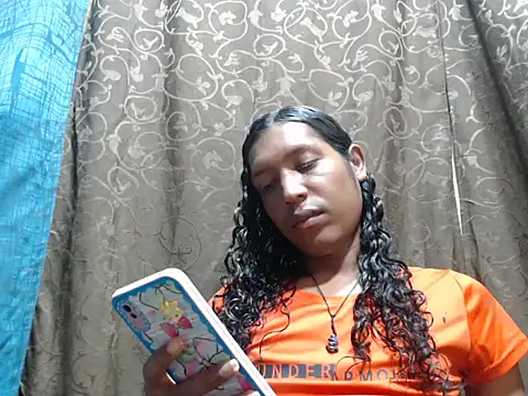 Snapshot of shairaStarr chatting on October 1, 7:25 pm shairaStarr online show from October 1, 7:25 pm
