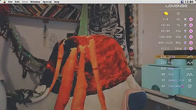 Snapshot of Kryptosworld chatting on January 8, 12:06 am Kryptosworld online show from January 8, 12:06 am
