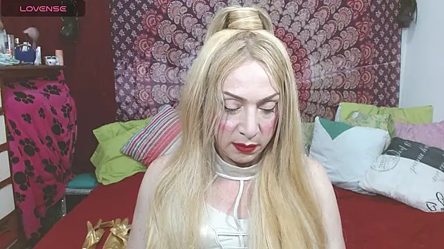 Snapshot of elena_evans chatting on January 9, 2:51 pm elena evans online show from January 9, 2:51 pm
