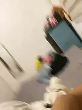 BoaHancockx online show from February 2, 8:19 pm