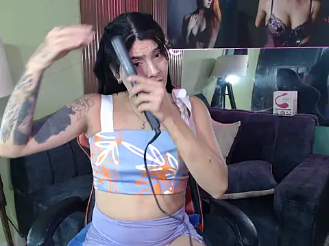 Snapshot of ximena22love chatting on September 17, 9:31 pm ximena22love online show from September 17, 9:31 pm
