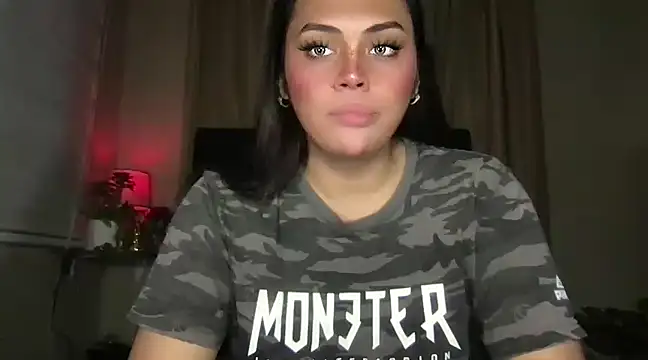 Snapshot of _MissKhimberlyXxx_ chatting on January 8, 5:48 am MissKhimberlyXxx online show from January 8, 5:48 am