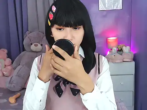 urlovelyfreya online show from November 12, 6:51 pm