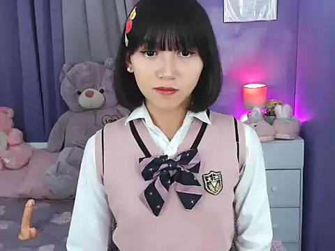 urlovelyfreya online show from November 14, 7:00 pm