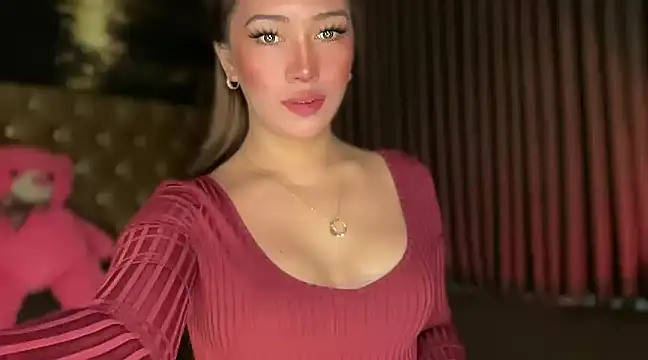 Snapshot of Jasmine_Elcock chatting on December 6, 5:14 am Jasmine Elcock online show from December 6, 5:14 am