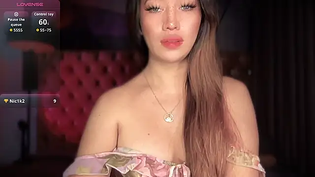 Snapshot of Jasmine_Elcock chatting on September 13, 8:25 pm Jasmine Elcock online show from September 13, 8:25 pm