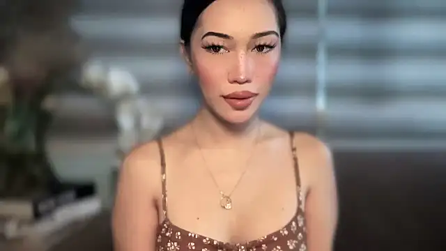 Snapshot of Jasmine_Elcock chatting on October 10, 5:08 am Jasmine Elcock online show from October 10, 5:08 am