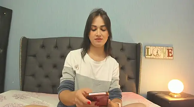 Snapshot of AndreaStivens chatting on January 4, 12:38 pm AndreaStivens online show from January 4, 12:38 pm