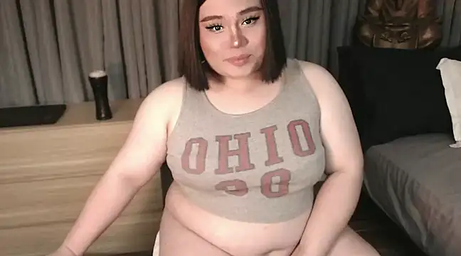 Snapshot of mysticofcum chatting on January 19, 7:26 pm mysticofcum online show from January 19, 7:26 pm