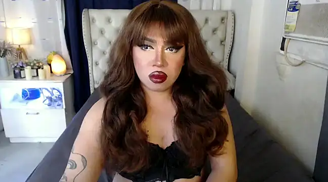 Snapshot of RebecaNextToYou chatting on December 2, 4:48 pm RebecaNextToYou online show from December 2, 4:48 pm